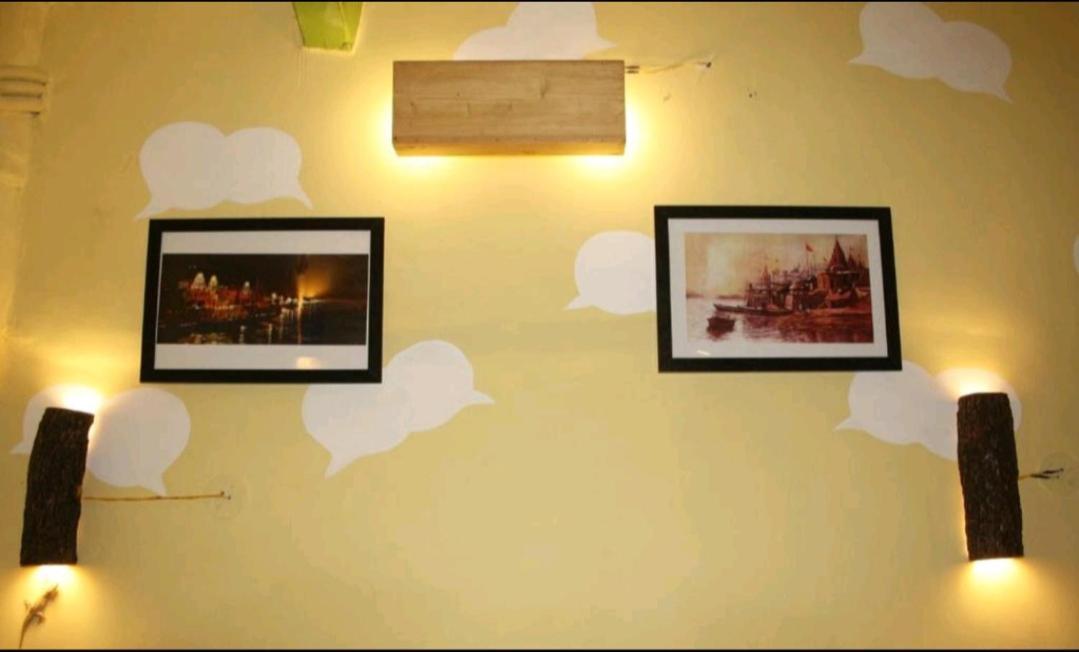 Monalisa Hostel Varanasi Dış mekan fotoğraf