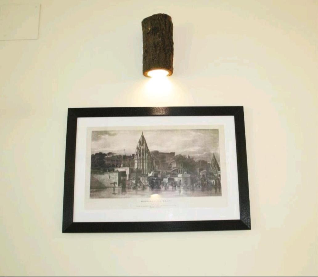 Monalisa Hostel Varanasi Dış mekan fotoğraf