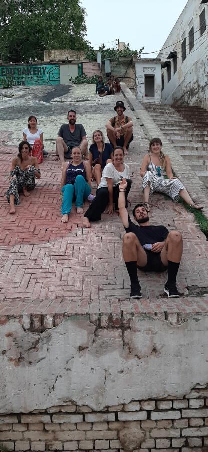 Monalisa Hostel Varanasi Dış mekan fotoğraf
