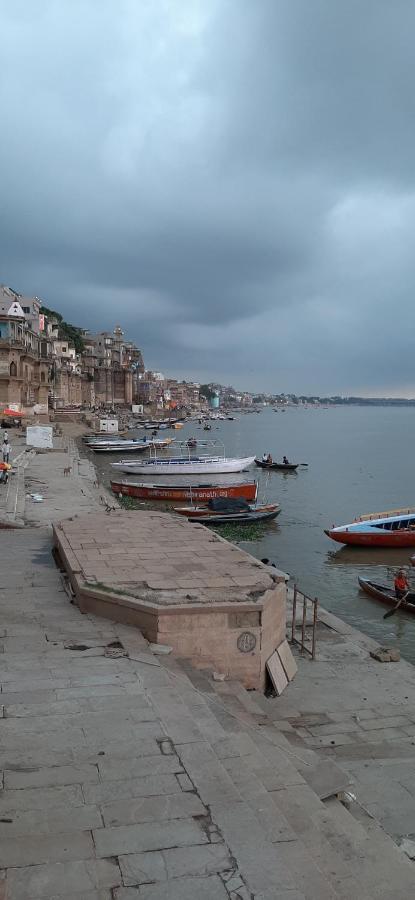 Monalisa Hostel Varanasi Dış mekan fotoğraf